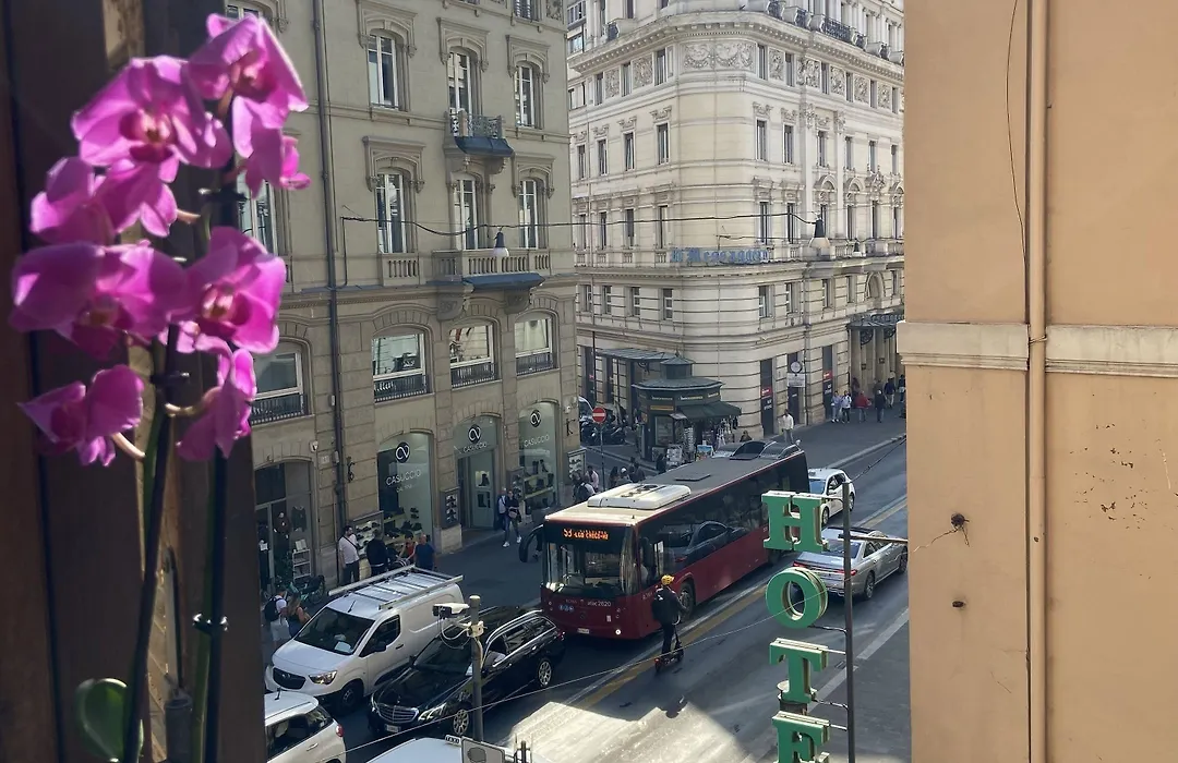 Soha Piazza Di Spagna Boutique-1